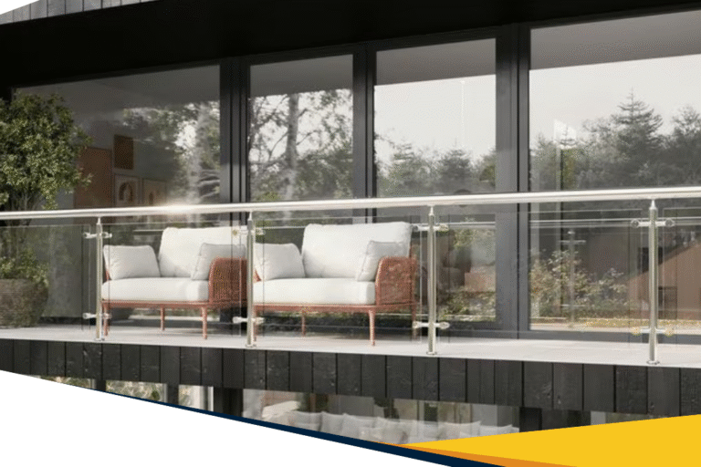 ARTEVO – бъдещето на PVC дограмата | Luxplast Модерна тераса с панорамни PVC прозорци ARTEVO – минимален профил и големи остъкления.